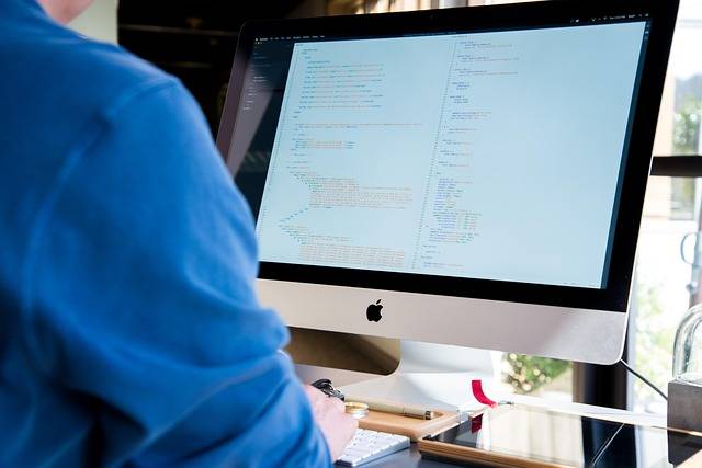 Choisir une école informatique pour développer ses compétences